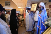 *Радуйся, благая Вратарнице, двери райския верным отверзающая!* В Боголюбском монастыре Митрополит Кирилл освятил храм и возвёл настоятельницу обители монахиню Питириму(Лисицыну) в сан игумении.
