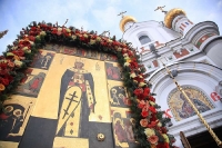 7 декабря 2016 года, в день святой великомученицы Екатерины и в день пятилетия со дня образования Екатеринбургской митрополии, состоялся крестный ход, возглавляемый восемью архипастырями Русской Православной Церкви